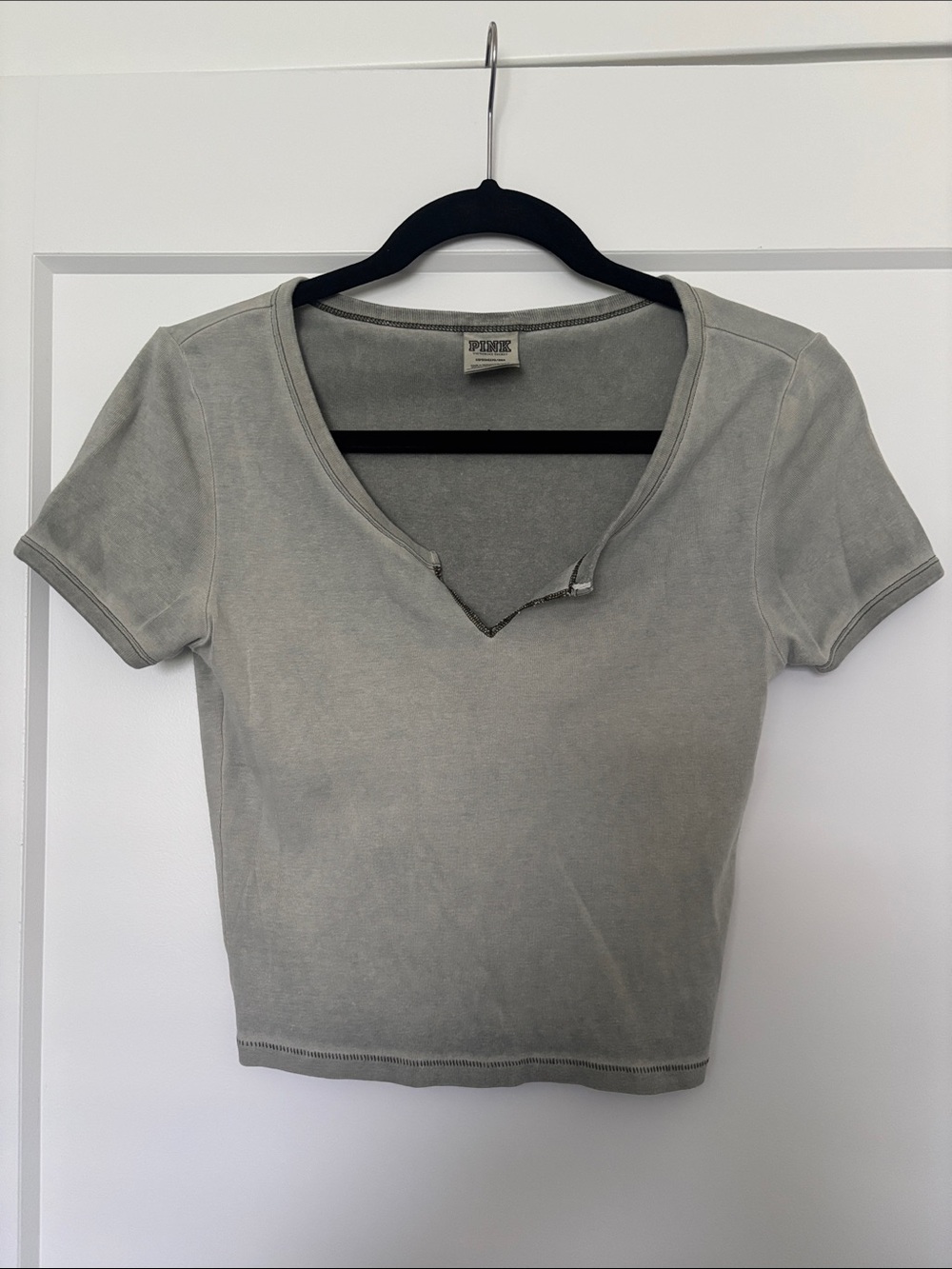 Cropped tee